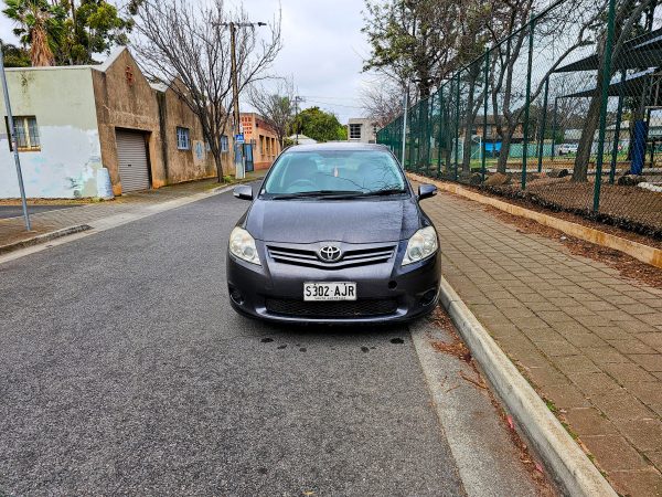 Toyota Corolla 2010 Hatchback Automatic
